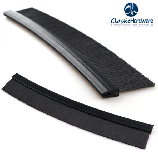 Rubber strip brush